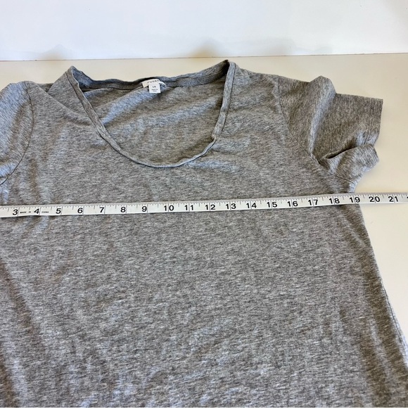 Cuyana Women’s Pima Cotton Scoop Neck Short Sleeve Tee - Picture 10 of 11